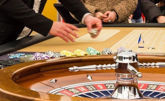 Bordspil online med live casino